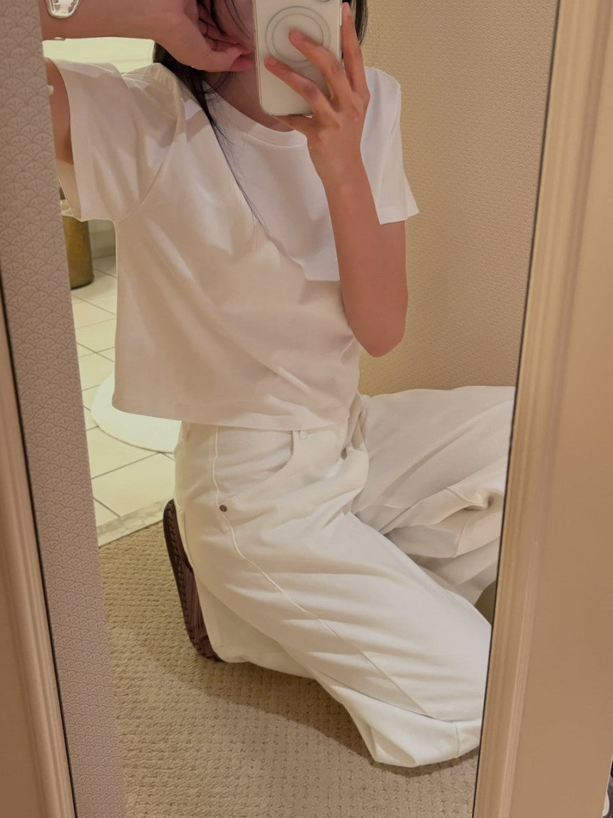 Aki Tee