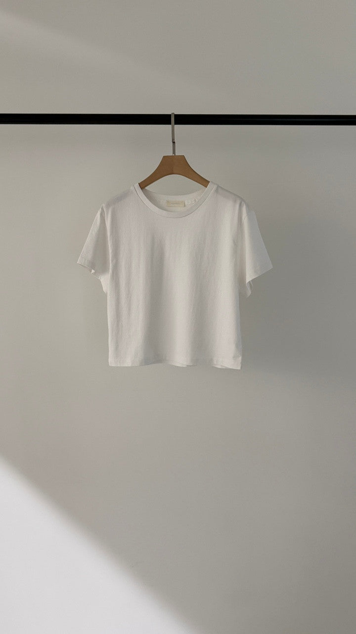 Aki Tee