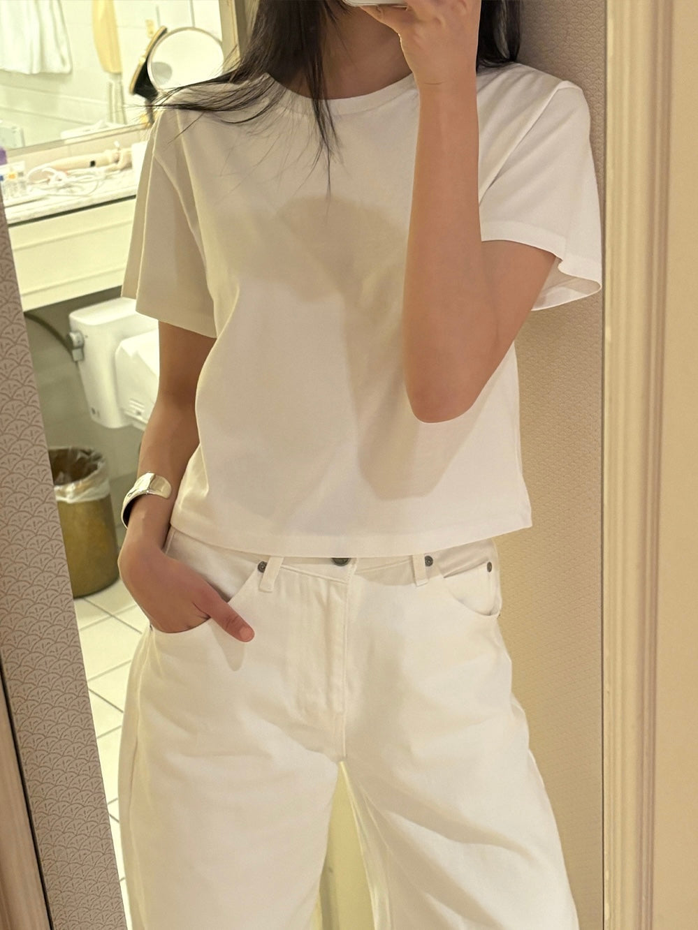 Aki Tee