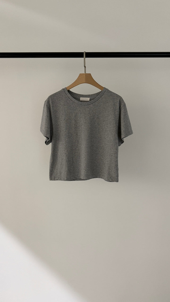Aki Tee
